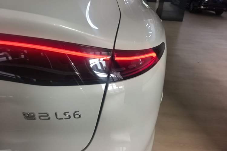 Used IM LS6 2026 Model Pure Electric Max Right Rear Taillight