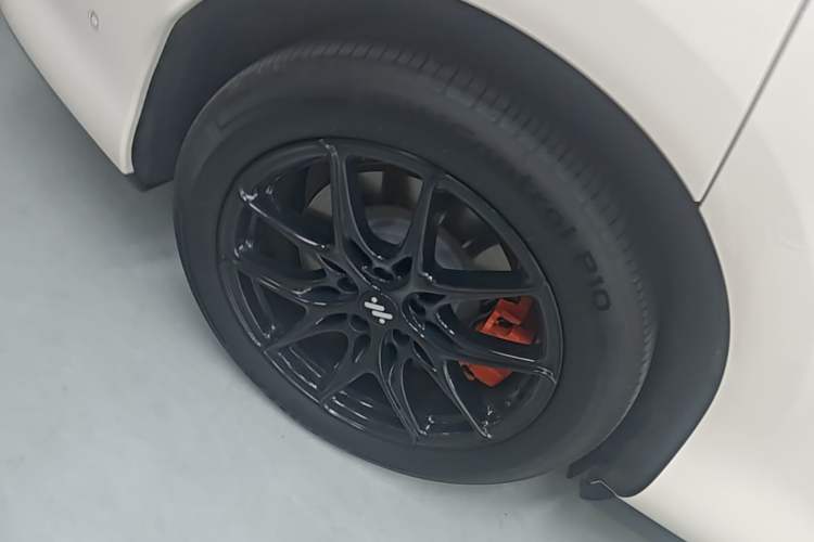 Used IM LS6 2026 Model Pure Electric Max Right Rear Wheel Hub