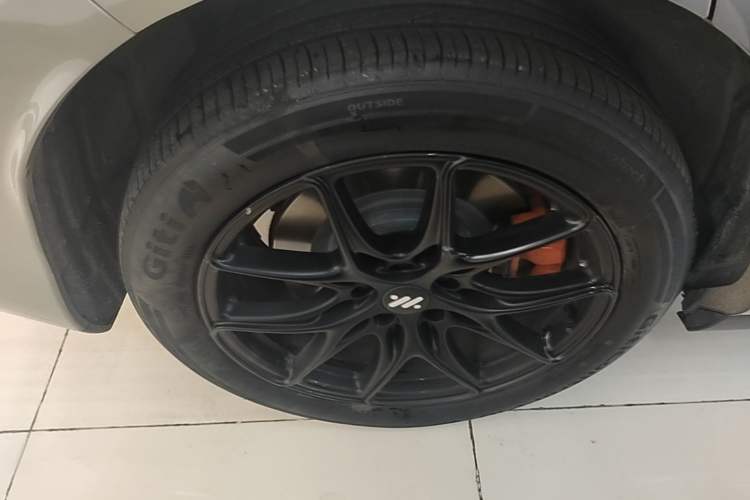 Used IM LS6 2026 Model Pure Electric Max Right Rear Wheel Hub