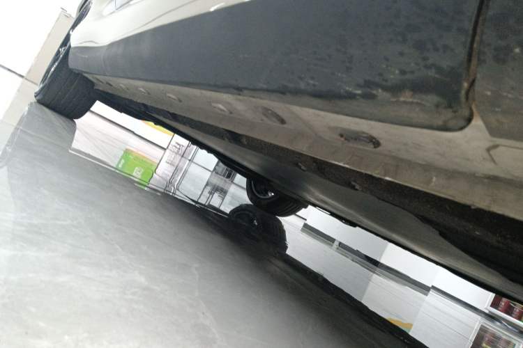 Used IM LS6 2026 Model Range-Extending 52 Max Right Side Sill