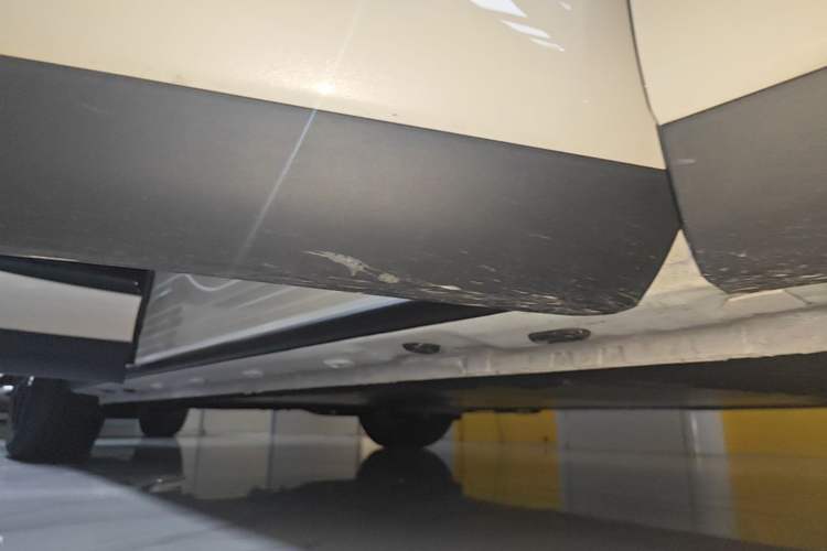 Used IM LS6 2026 Model Range-Extending 66 Max+ Right Side Sill