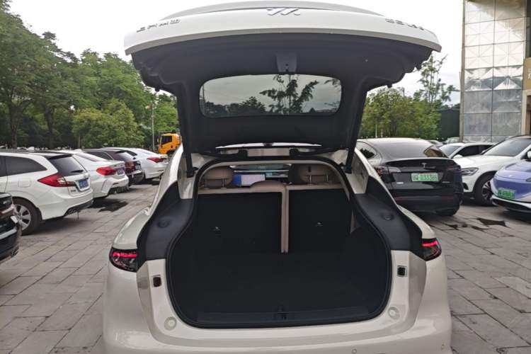 Used IM LS6 2026 Model Pure Electric Max Trunk