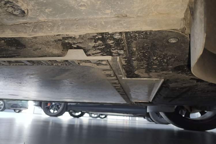 Used IM LS6 2026 Model Pure Electric Max Chassis Rear Left