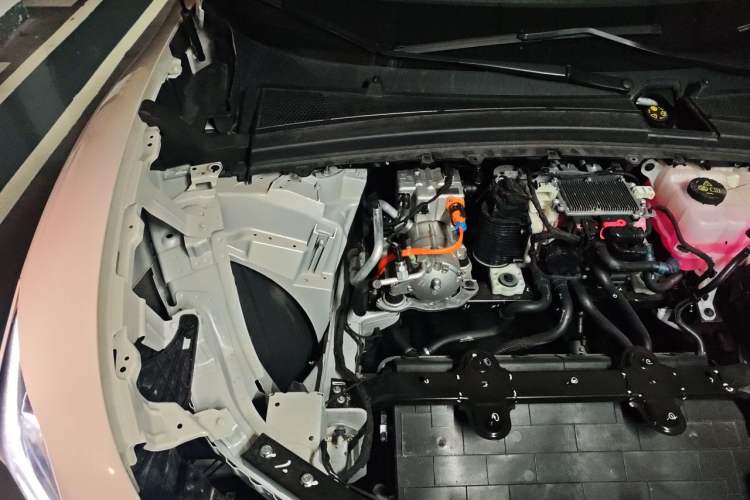 Used IM LS6 2026 Model Pure Electric Pro Max Engine Bay Right