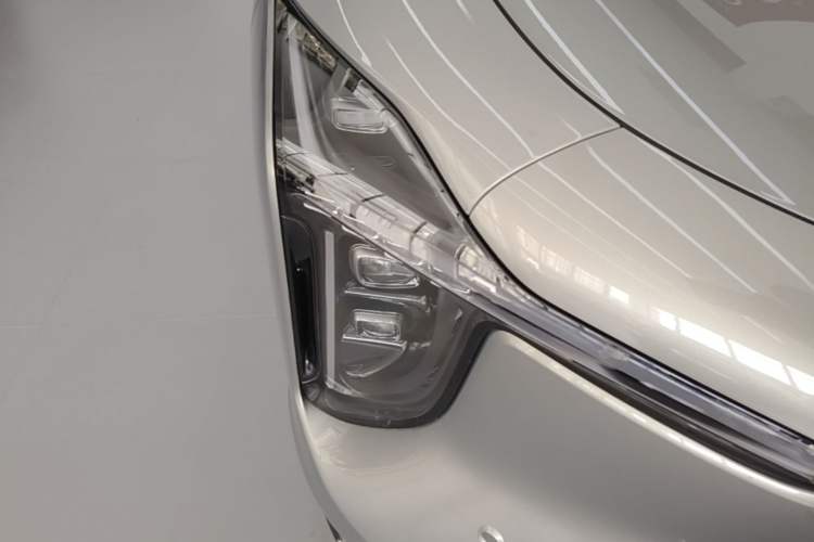 Used IM LS6 2026 Model Pure Electric Max Right Front Headlight