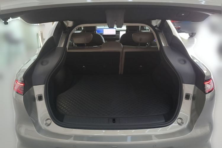 Used IM LS6 2026 Model Pure Electric Max Trunk