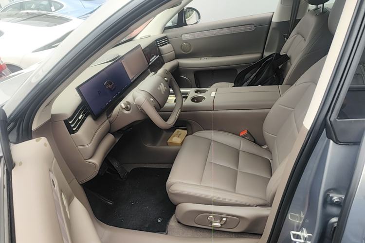 Used IM LS6 2026 Model Range-Extending 66 Max Driver Seat