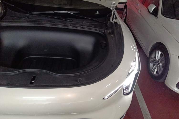 Used IM LS6 2026 Model Pure Electric Max Engine Bay Left