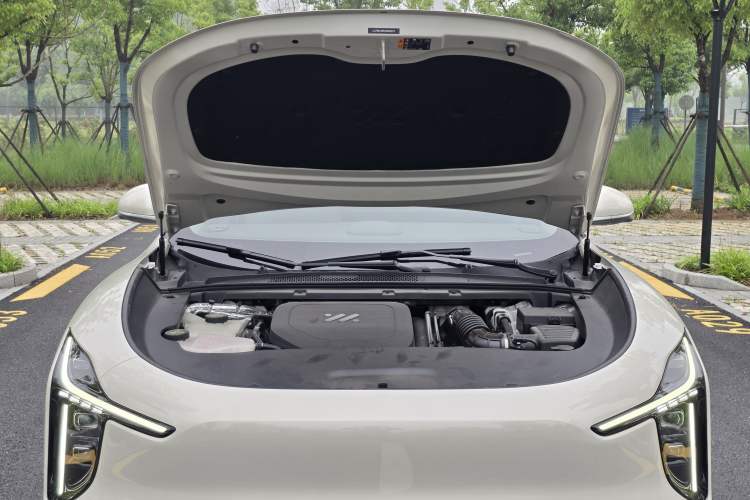 Used IM LS6 2026 Model Range-Extending 52 Max Engine Bay