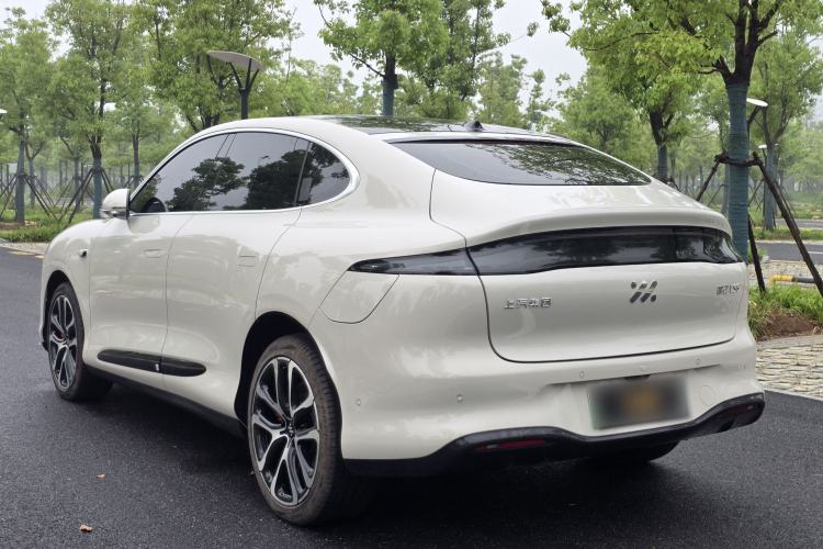 Used IM LS6 2026 Model Range-Extending 52 Max Exterior 5