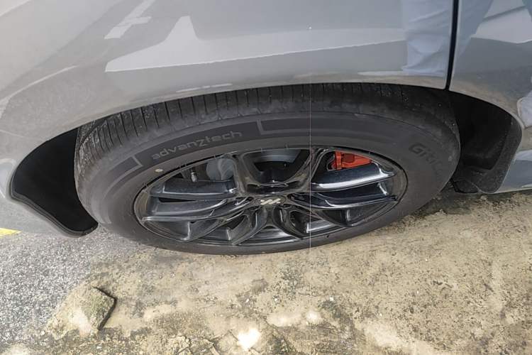 Used IM LS6 2026 Model Range-Extending 66 Max Exterior 5