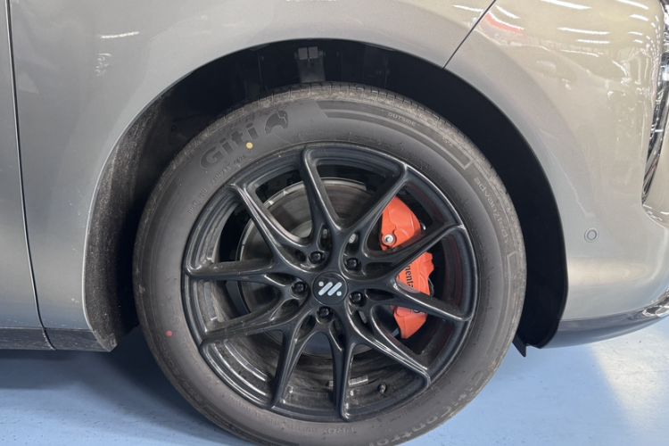 Used IM LS6 2026 Model Range-Extending 66 Max Exterior 6