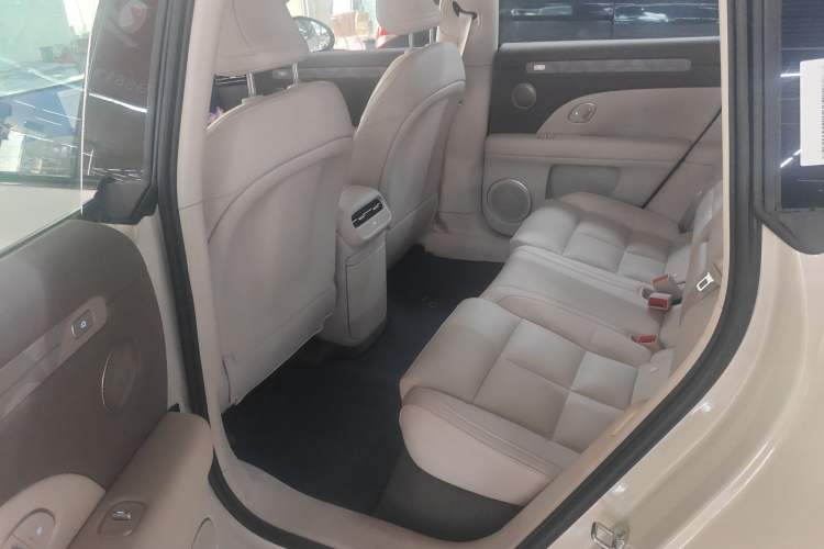 Used IM LS6 2026 Model Pure Electric Max Interior 1