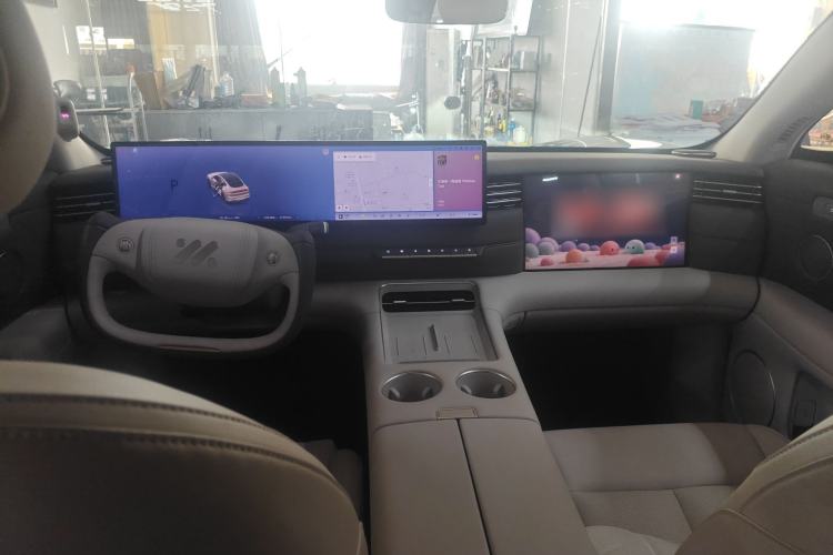 Used IM LS6 2026 Model Pure Electric Max Interior 2