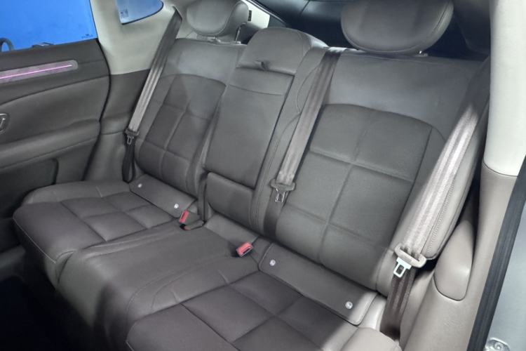 Used IM LS6 2026 Model Range-Extending 66 Max Interior 2