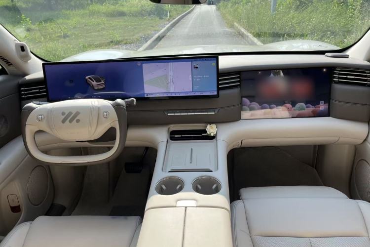 Used IM LS6 2026 Model Pure Electric Max Interior 2