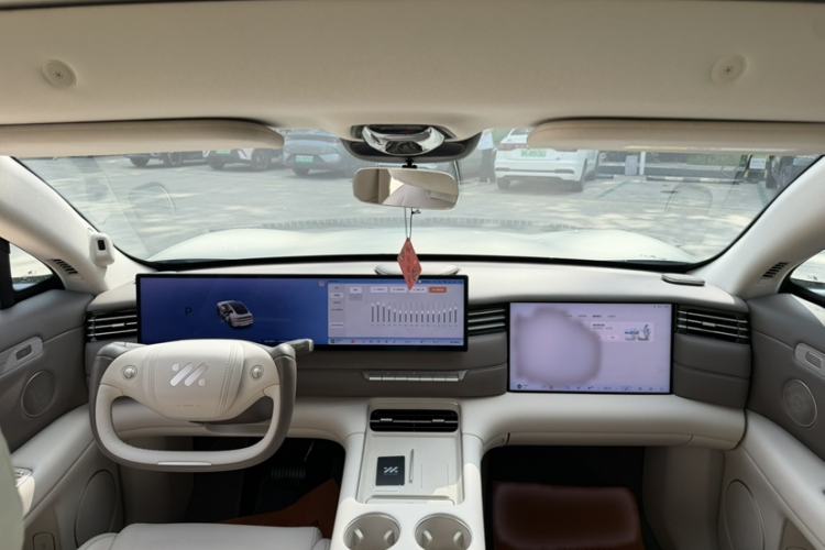 Used IM LS6 2026 Model Pure Electric Max Interior 4