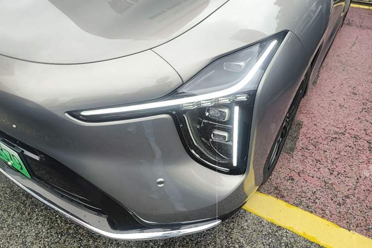 Used IM LS6 2026 Model Range-Extending 66 Max Left Front Headlight