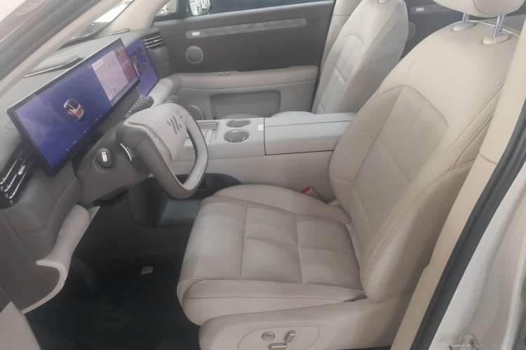 Used IM LS6 2026 Model Pure Electric Max Left Front Seat