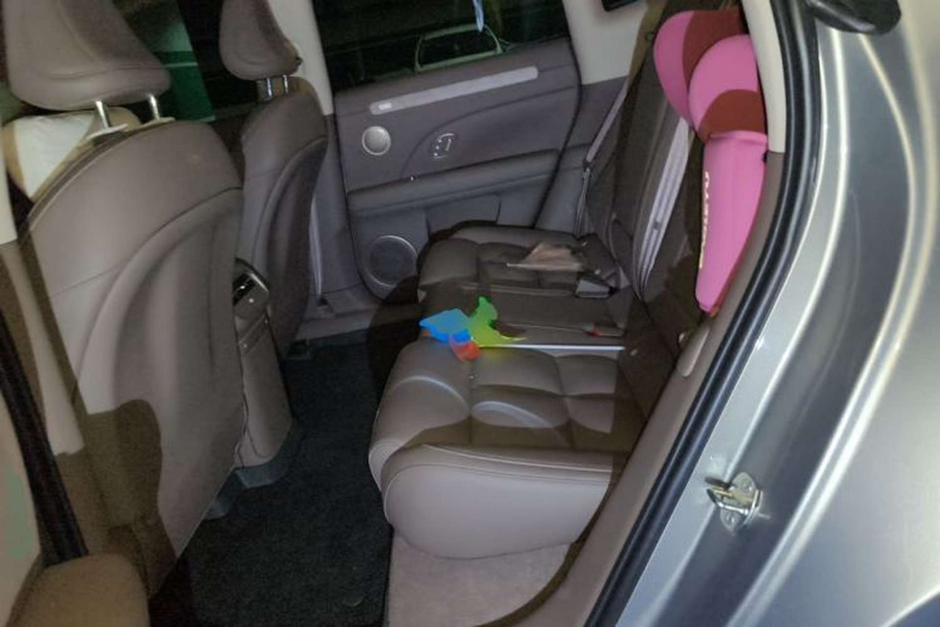Used IM LS6 2026 Model Pure Electric Max+ Left Rear Seat