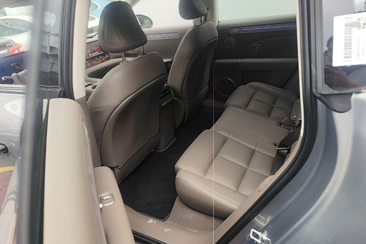 Used IM LS6 2026 Model Range-Extending 66 Max Left Rear Seat