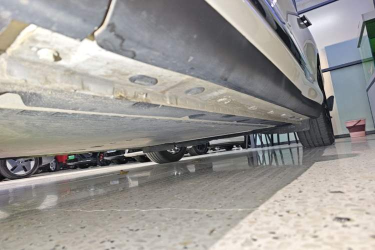 Used IM LS6 2026 Model Pure Electric Max Left Side Sill