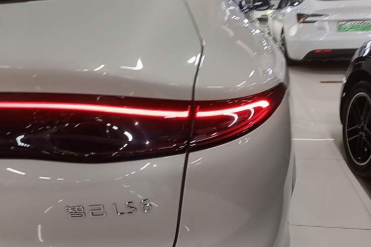 Used IM LS6 2026 Model Pure Electric Max Right Rear Taillight