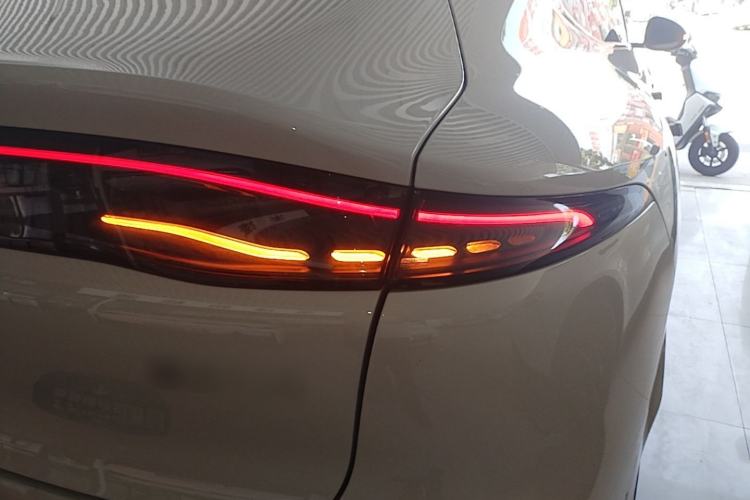 Used IM LS6 2026 Model Pure Electric Max Right Rear Taillight