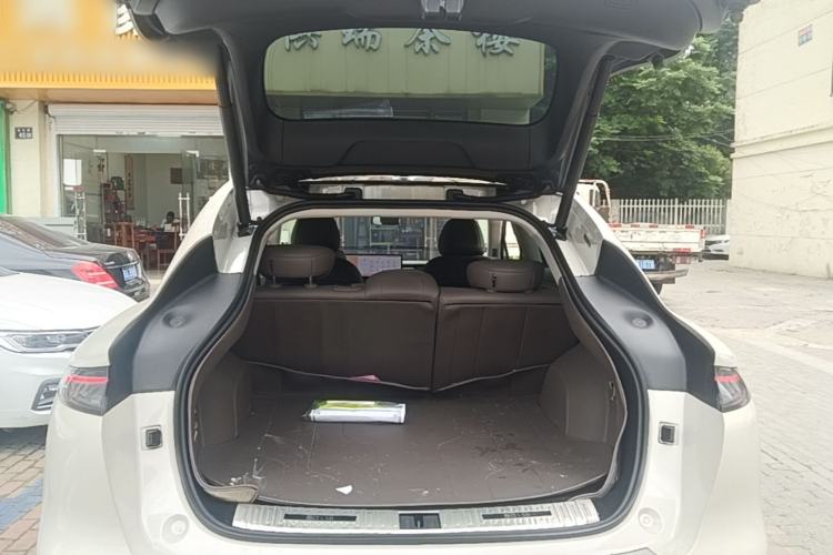 Used IM LS6 2026 Model Range-Extending 66 Max+ Trunk