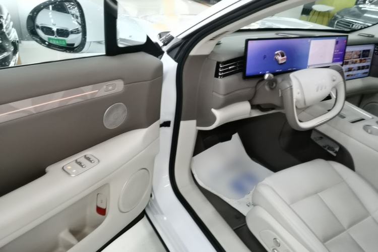 Used IM LS6 2026 Model Pure Electric Max Driver Seat
