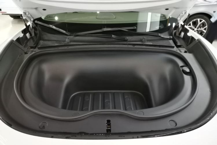 Used IM LS6 2026 Model Pure Electric Max Engine Bay