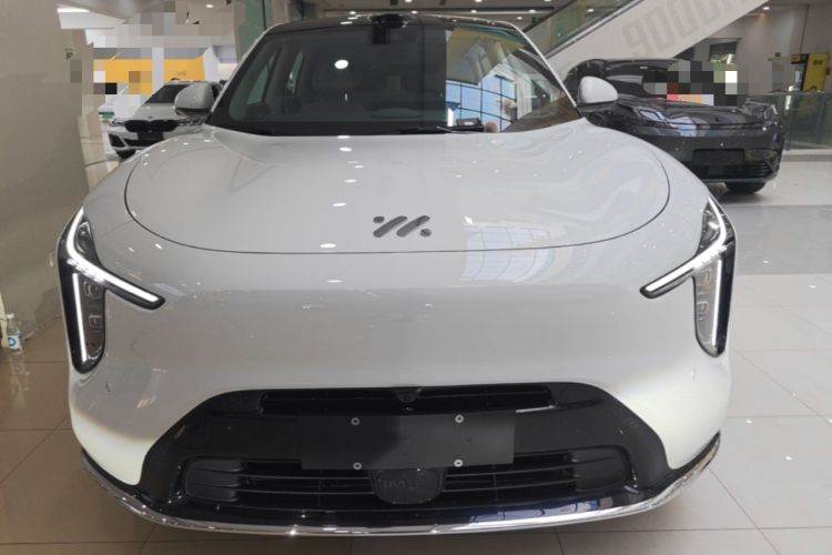 Used IM LS6 2026 Model Range-Extending 52 Max Front