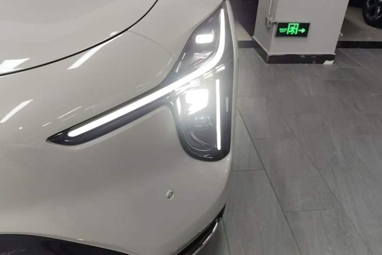 Used IM LS6 2026 Model Pure Electric Max Left Front Headlight