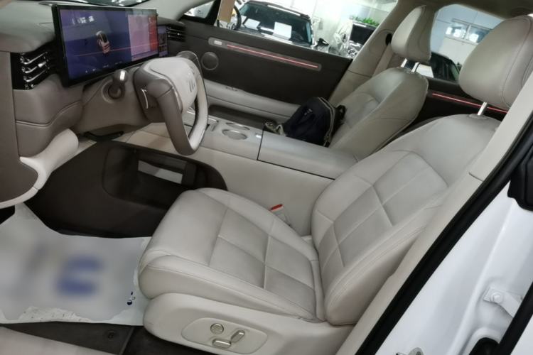 Used IM LS6 2026 Model Pure Electric Max Left Front Seat
