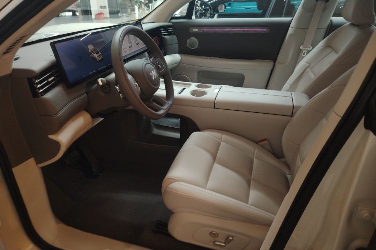 Used IM LS6 2026 Model Range-Extending 52 Max Left Front Seat