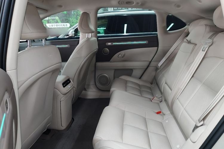Used IM LS6 2026 Model Pure Electric Max Left Rear Seat