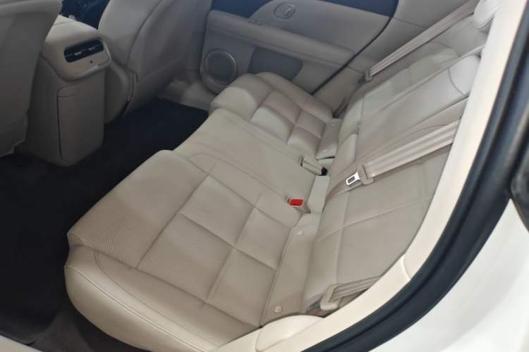 Used IM LS6 2026 Model Pure Electric Max Left Rear Seat