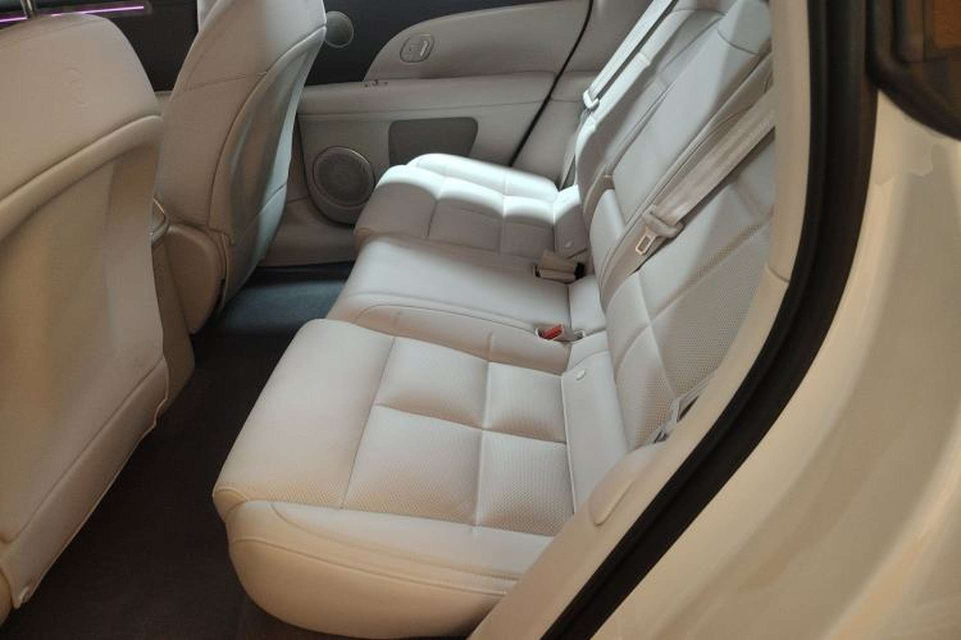 Used IM LS6 2026 Model Range-Extending 52 Max Left Rear Seat