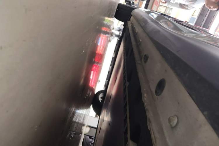 Used IM LS6 2026 Model Pure Electric Max Left Side Sill