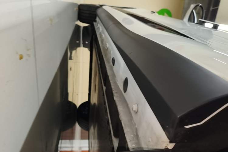 Used IM LS6 2026 Model Pure Electric Max Left Side Sill