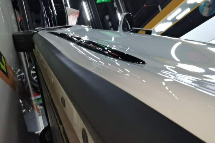 Used IM LS6 2026 Model Pure Electric Max Left Side Sill