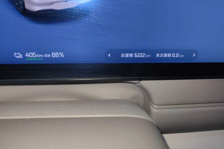 Used IM LS6 2026 Model Pure Electric Max Odometer Close Up
