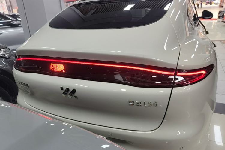 Used IM LS6 2026 Model Pure Electric Max Rear