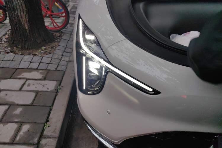 Used IM LS6 2026 Model Pure Electric Max Right Front Headlight