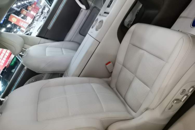 Used IM LS6 2026 Model Pure Electric Max Right Front Seat
