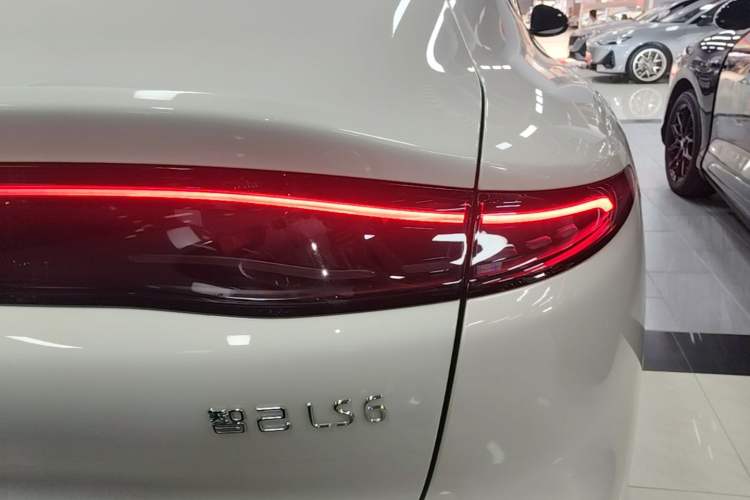 Used IM LS6 2026 Model Pure Electric Max Right Rear Taillight