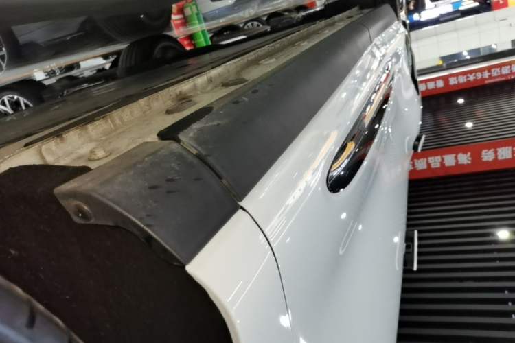 Used IM LS6 2026 Model Pure Electric Max Right Side Sill
