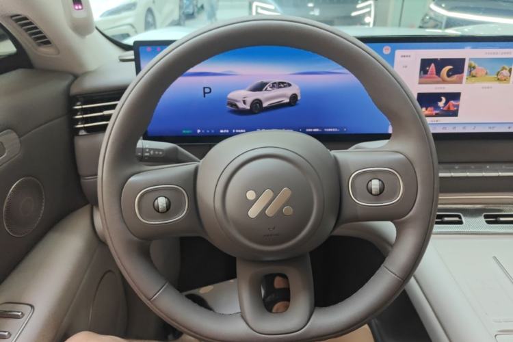 Used IM LS6 2026 Model Range-Extending 52 Max Steering Wheel