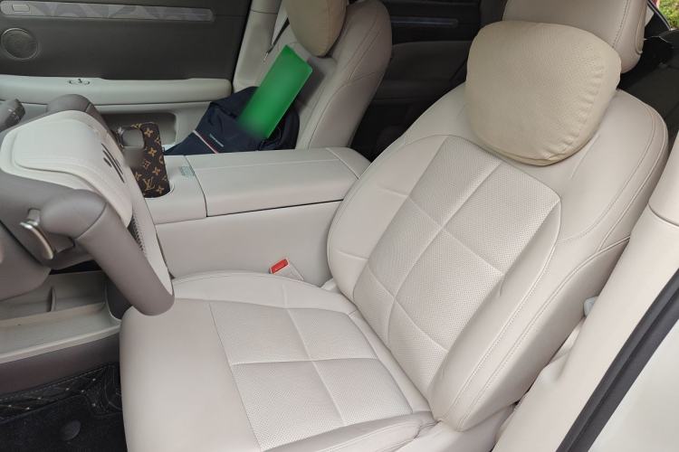 Used IM LS6 2026 Model Pure Electric Max Left Front Seat