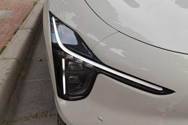 Used IM LS6 2026 Model Pure Electric Max Right Front Headlight